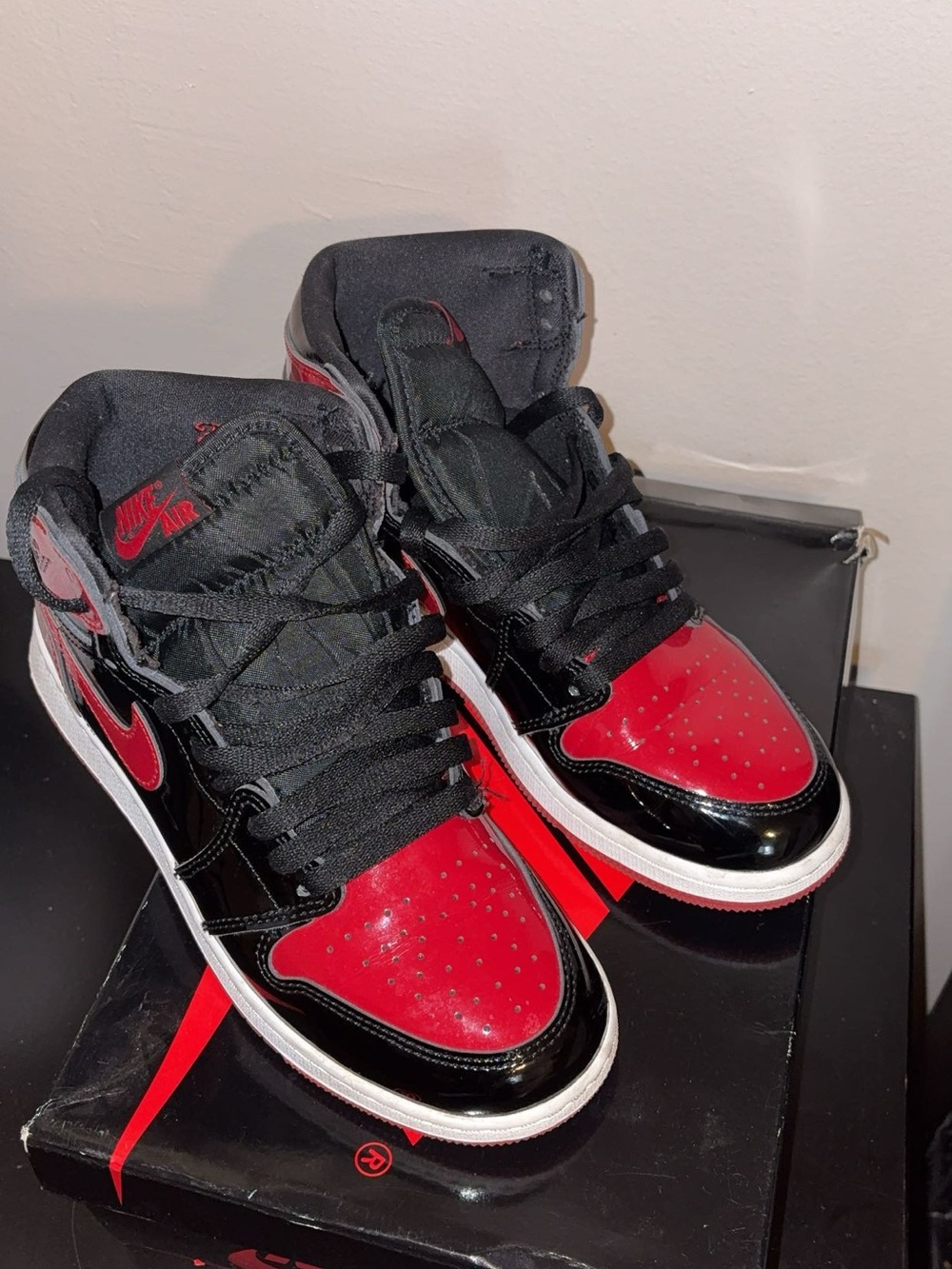 Nike Air Jordan 1 Low OG - Black/Red